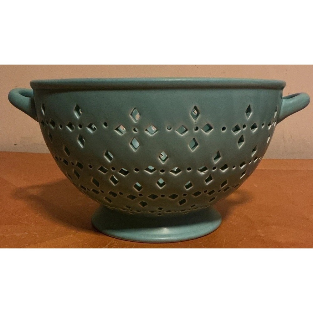 Threshold Earthenware Teal Ceramic Colander‎ 5.5" X 9" - Picture 2 of 12